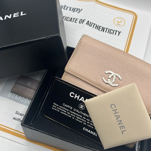 Chanel Portefeuill Double Compact Wallet - Picture 2 of 14